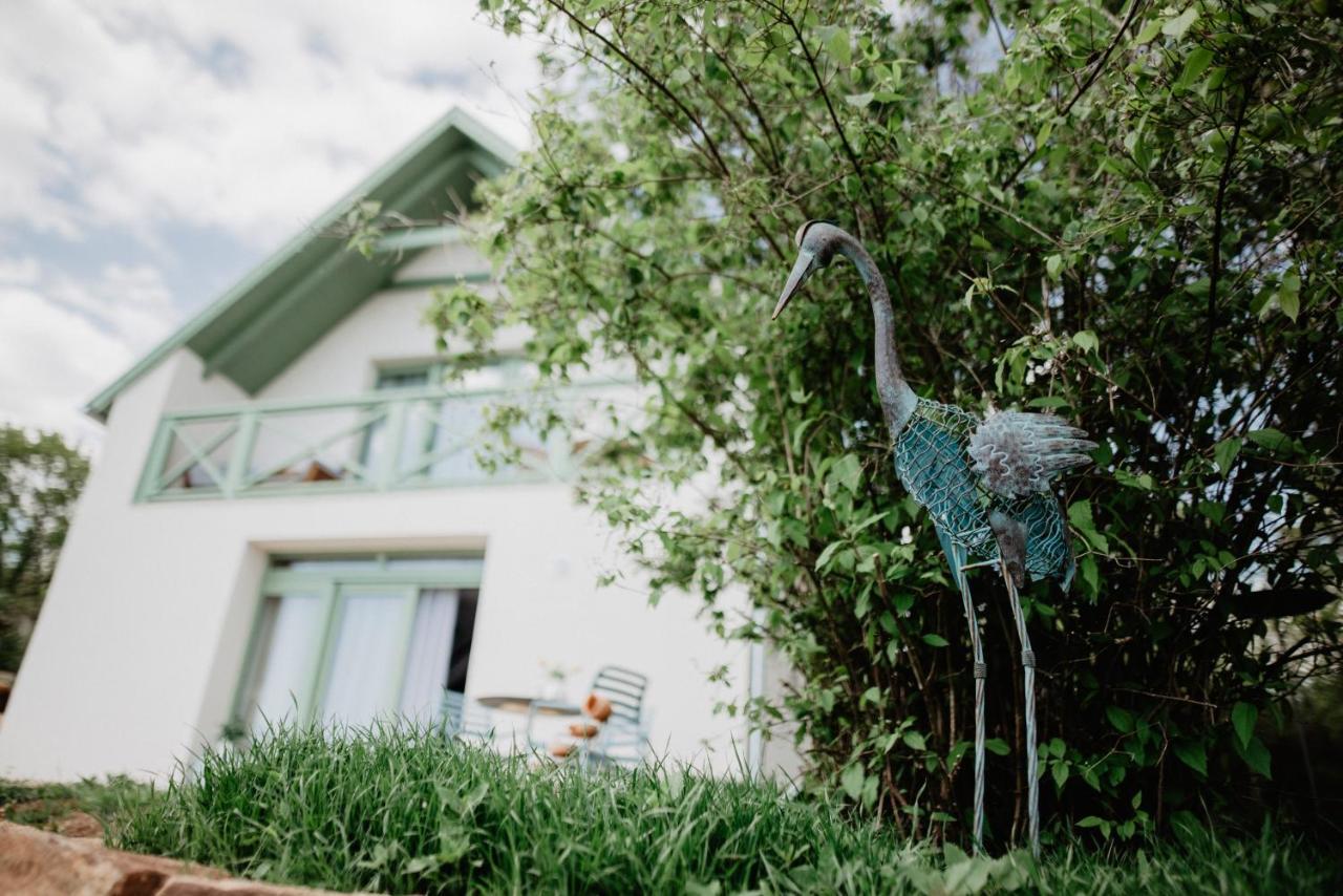 Vila Cukormadar Vendeghaz Lovas Exteriér fotografie
